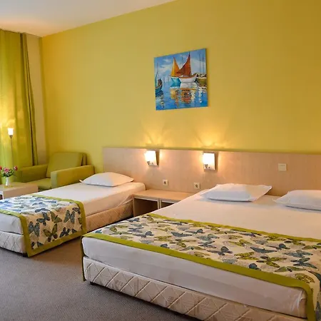 Golden Park Hotel 4*