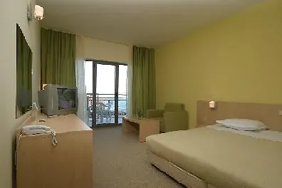 Golden Park فندق غولدن ساندز