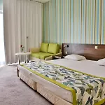 Golden Park Hotel
