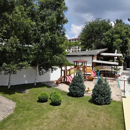 Golden Park Золотые Пески