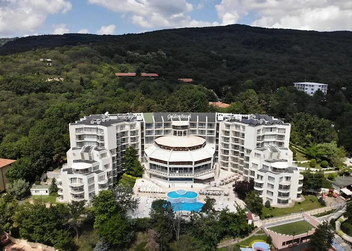 Golden Park Hotel 4*