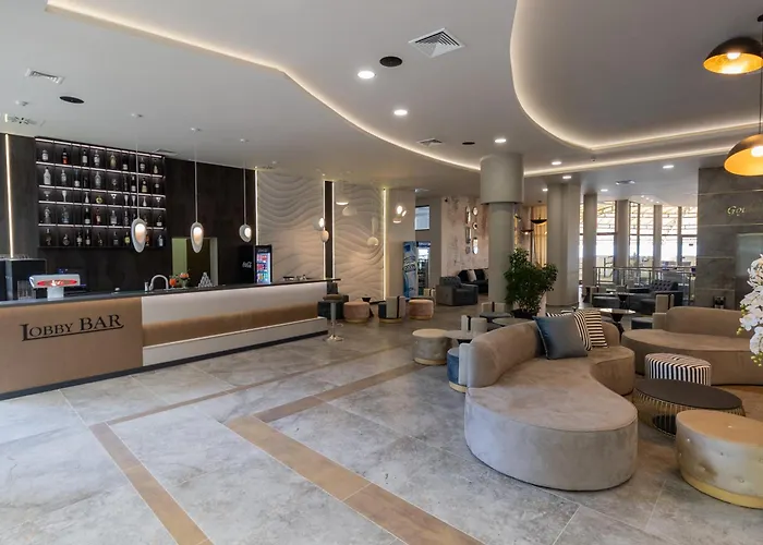 Golden Park فندق غولدن ساندز