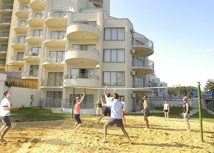 فندق Golden Park غولدن ساندز