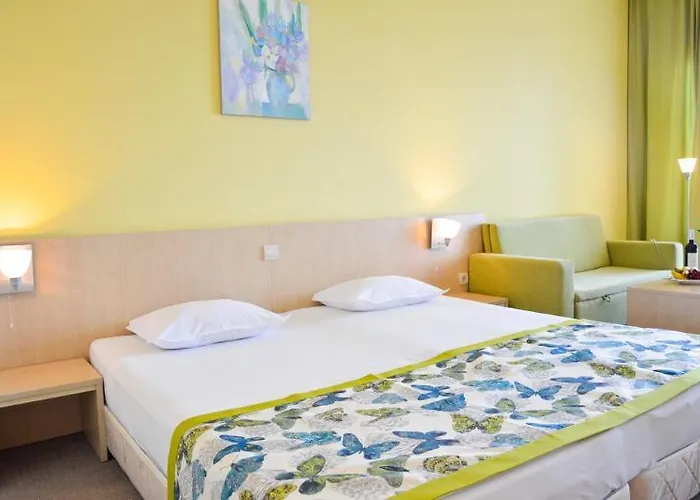 فندق Golden Park غولدن ساندز